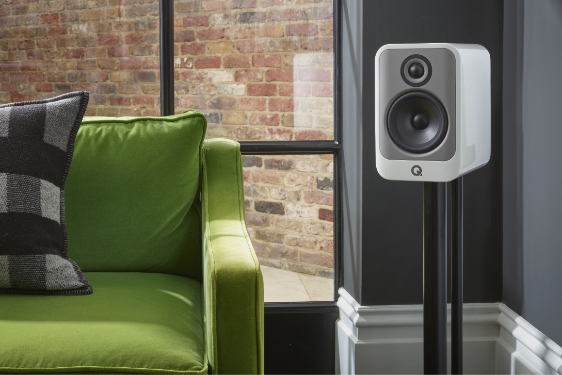 Q Acoustics Concept 30 Bookshelf Speaker Pair Room